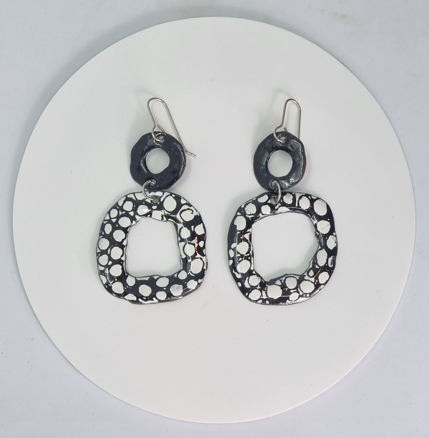 Hip to be Square Enamel Earrings Black and White