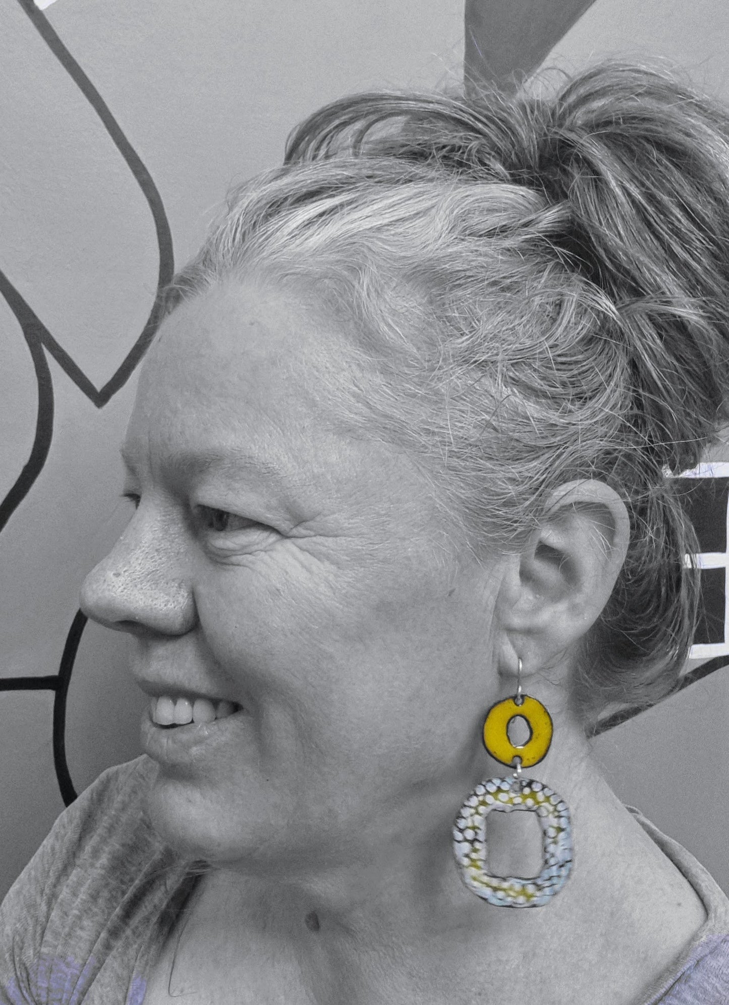 Hip to be Square Enamel Earrings Red