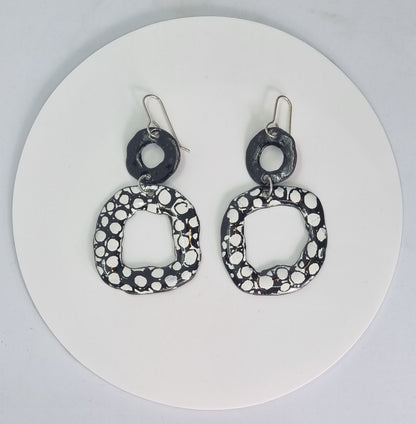 Hip to be Square Enamel Earrings Black and White